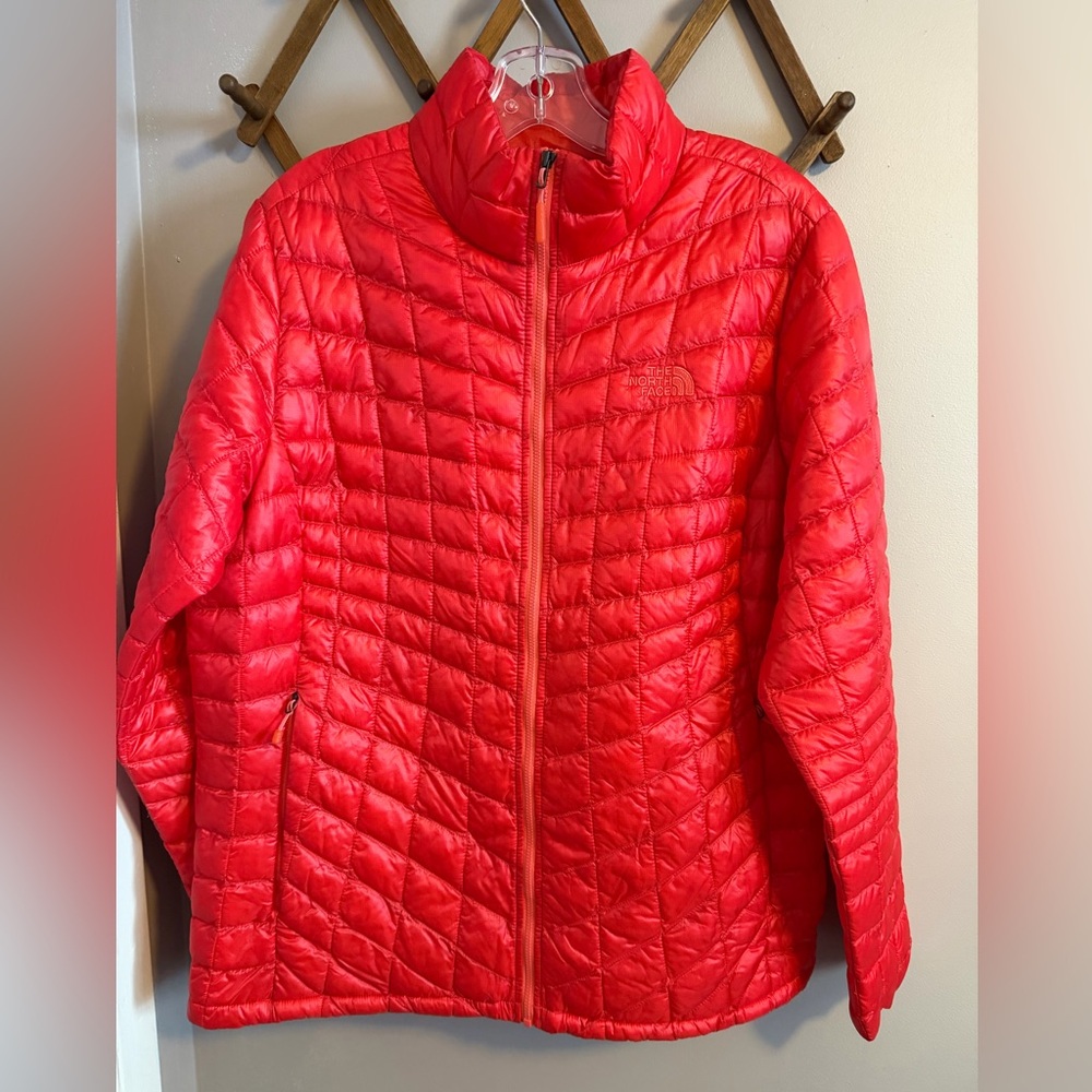 The North Face Women’s Red Lightweight Packable Puffer Jacket